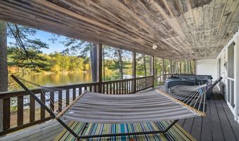 543 Long Shores Dr, Barrington, NH 03825