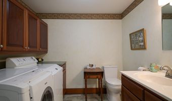 721 Hewitt Rd, Bristol, VT 05443