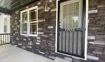 1902 14th St, Bedford, IN 47421