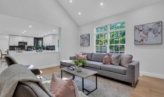 11 Orchid Ln, Barnegat, NJ 08005