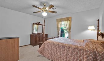 801 Cambridge Dr, Altus, OK 73521