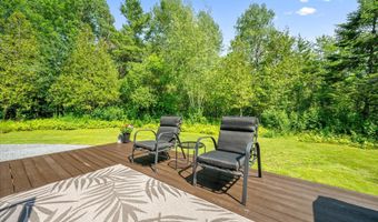121 Packard Dr, Bangor, ME 04401