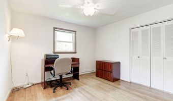 6115 LONE OAK Dr, Bethesda, MD 20817