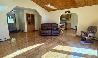 170 Sunrise Ave, Barton, VT 05822