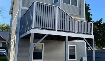 20 Robert Ave, Warwick, RI 02818