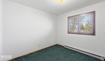 12 Marquette Dr, Cody, WY 82414