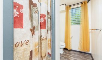 4692 Likini St, Honolulu, HI 96818