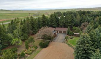 112 8403rd St SW, Bowman, ND 58623