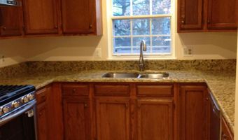 7048 GATTON Sq, Alexandria, VA 22315