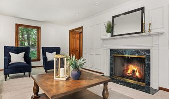 385 Greentree Ln NE, Ada, MI 49301