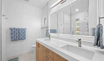 477 S Cleveland St 104, Oceanside, CA 92054