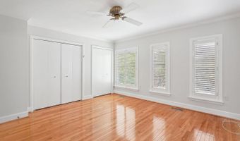 4375 EMBASSY PARK Dr NW, Washington, DC 20016