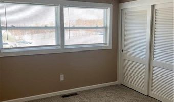 14096 Mitchell Ct, Basehor, KS 66007