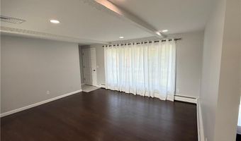 446 Angell Rd, North Providence, RI 02904