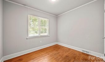 5027 Erickson Rd, Charlotte, NC 28205