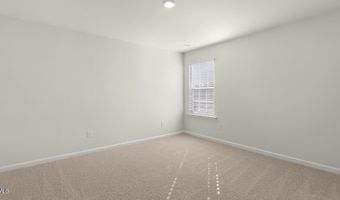 977 Misty Creek Dr, Aberdeen, NC 28315