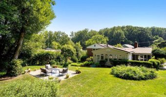 8108 BEECH TREE Rd, Bethesda, MD 20817