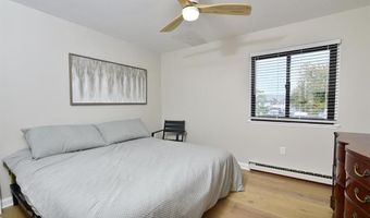 1117 Capella South Way 1117, Newport, RI 02840