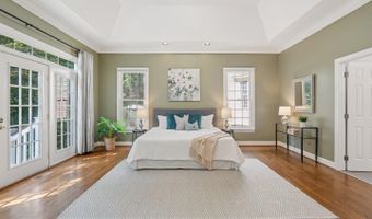 10900 BELLS RIDGE Dr, Potomac, MD 20854
