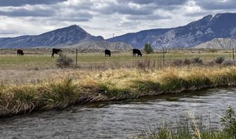 52 Road 8UC, Clark, WY 82435