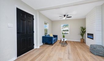 412 OAK St, Auburndale, FL 33823