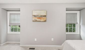 5018 DOMAIN Pl, Alexandria, VA 22311