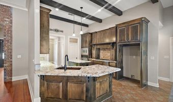 216 Meadowlands Dr, Brandon, MS 39047