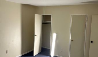 700 Broadway 5, Amityville, NY 11701