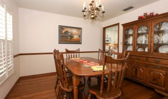 313 WHITE OAK Dr, Altamonte Springs, FL 32701