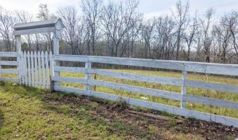 1079 Ff Hwy, Alton, MO 65606