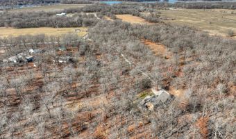 8063 SE Strawberry Ln, Galena, KS 66739