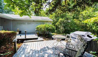 6628 Bateman Ln, Athens, OH 45701