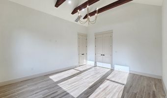 105 PIONEER Trl, Adkins, TX 78101