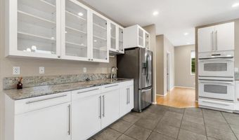 1346 Diamond Dr, Arcata, CA 95521