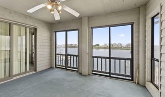 221 Smith St, Atlantic Beach, NC 28512