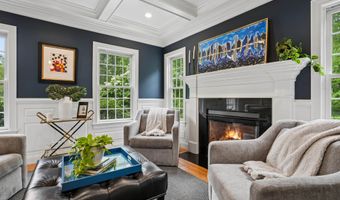 14 Aspen Ln, Bedford, NH 03110