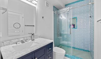 4850 EISENHOWER Ave 418, Alexandria, VA 22304