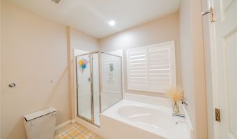 13546 Rincon Rd, Apple Valley, CA 92308