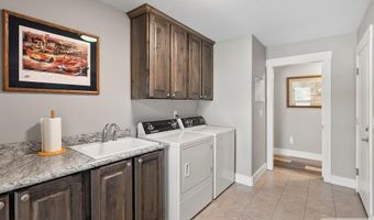 45 S Thompson Ln, Blackfoot, ID 83221