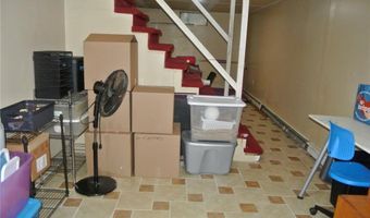 4 Eden Park Dr, Cranston, RI 02910