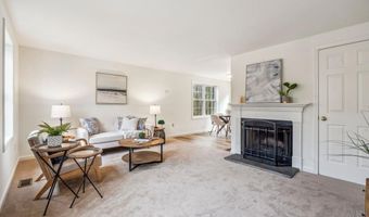 9 Old Nashua Rd A-2, Amherst, NH 03031