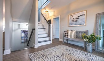 240 Fernwood Dr, Bayville, NJ 08721