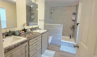 64 Horseshoe Rd, Autryville, NC 28318