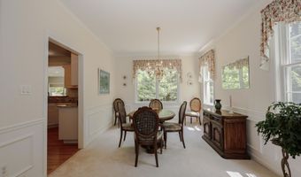 48 Essex Rd, Bedford, NH 03110