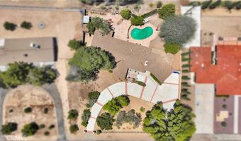 19955 Chickasaw Rd, Apple Valley, CA 92307