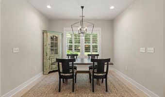 24 Alumni Rd, Beaufort, SC 29907