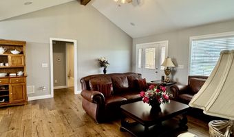 303 Oak Grove Dr, Bardstown, KY 40004