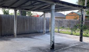 323 W 4th St, Alice, TX 78332