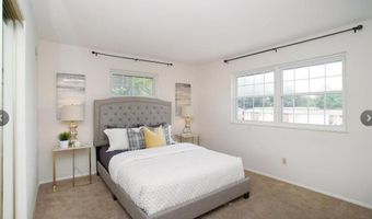 160 Cumberland Park Ct G, Ballwin, MO 63011