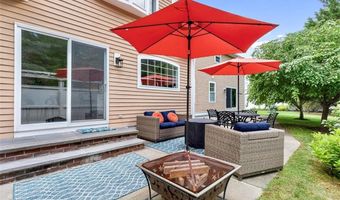 1 Mallard Cove Way, Barrington, RI 02806
